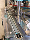 proimages/products/Food-Canning-Machinery/Automatic-filler/S-C7-18V_3.jpg